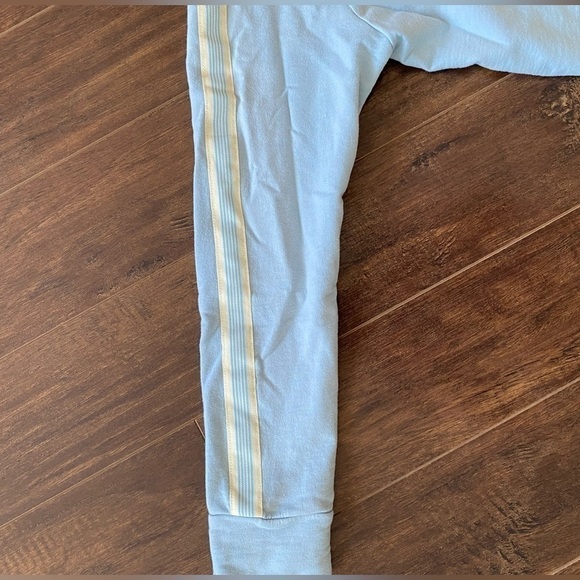 Illa Illa Cropped Hoodie Light Blue Size Medium - Picture 3 of 10